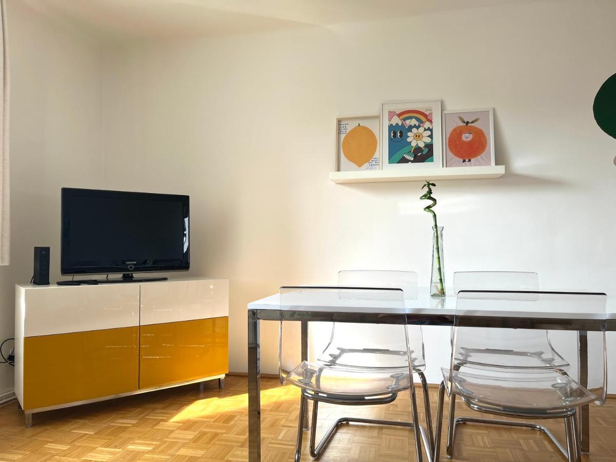 Vienna Central Retro 10 Apartment Bagian luar foto